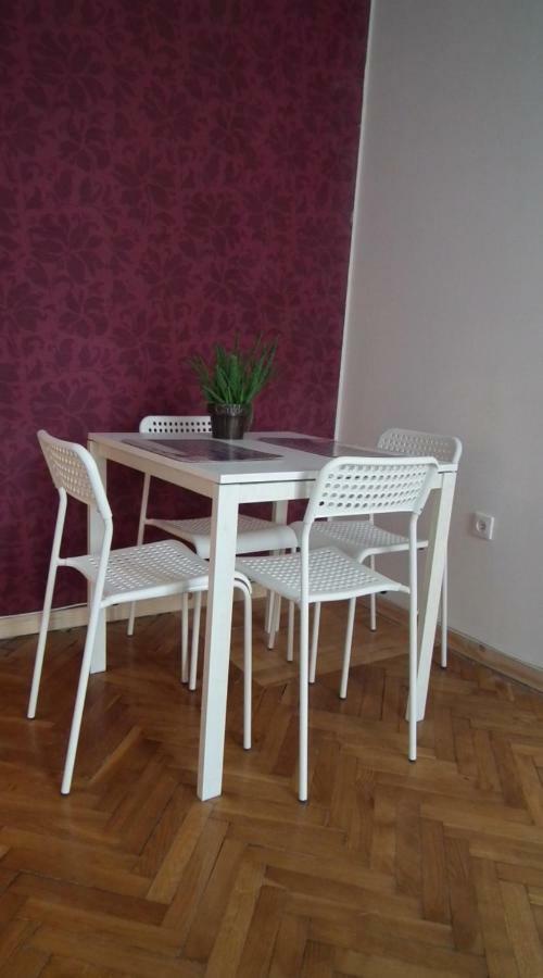 Apartament Rydla 20 *